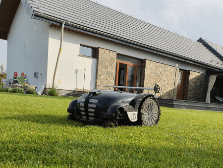 Zobacz realizację systemów nawadniania, oświetlenia oraz roboty koszące które możemy Ci zaoferować!