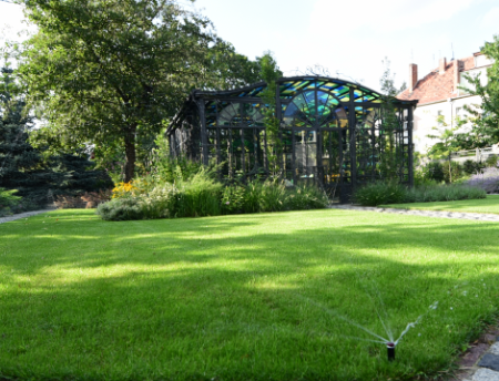 Zobacz realizację systemów nawadniania, oświetlenia oraz roboty koszące które możemy Ci zaoferować!